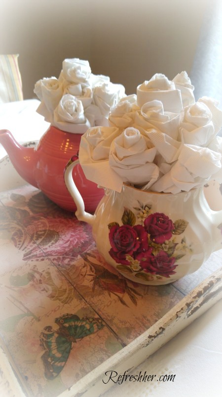 paper napkin arrangement