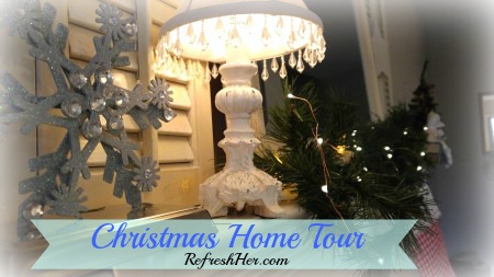 Christmas mantle 1.jpg