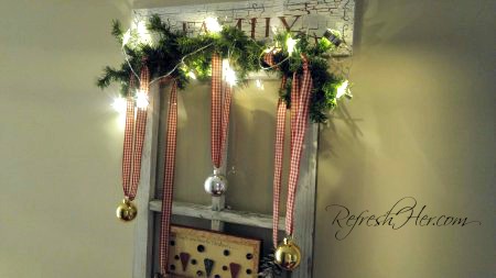 Christms decor 2.jpg